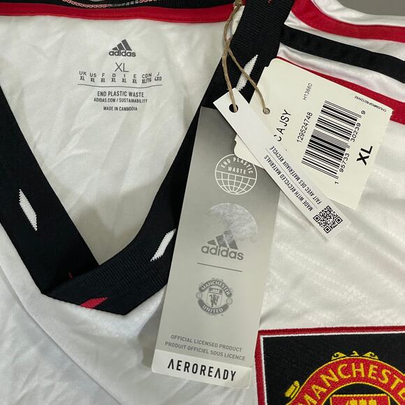 Manchester United Adidas Soccer Jersey - Picture 3 of 6